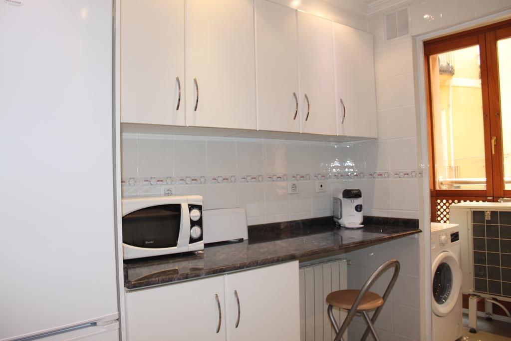 Apartamento Torres บาเลนเซีย ภายนอก รูปภาพ
