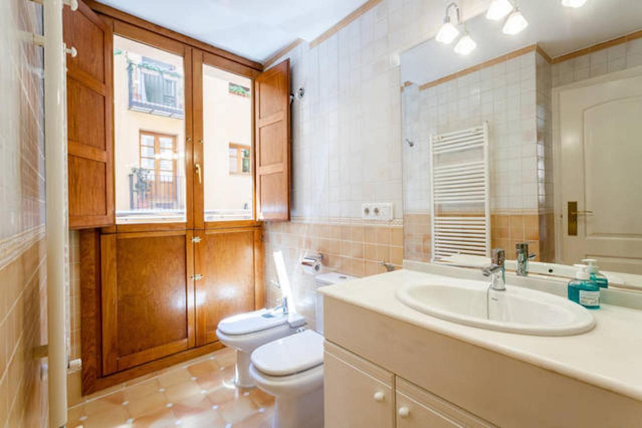 Apartamento Torres บาเลนเซีย ภายนอก รูปภาพ